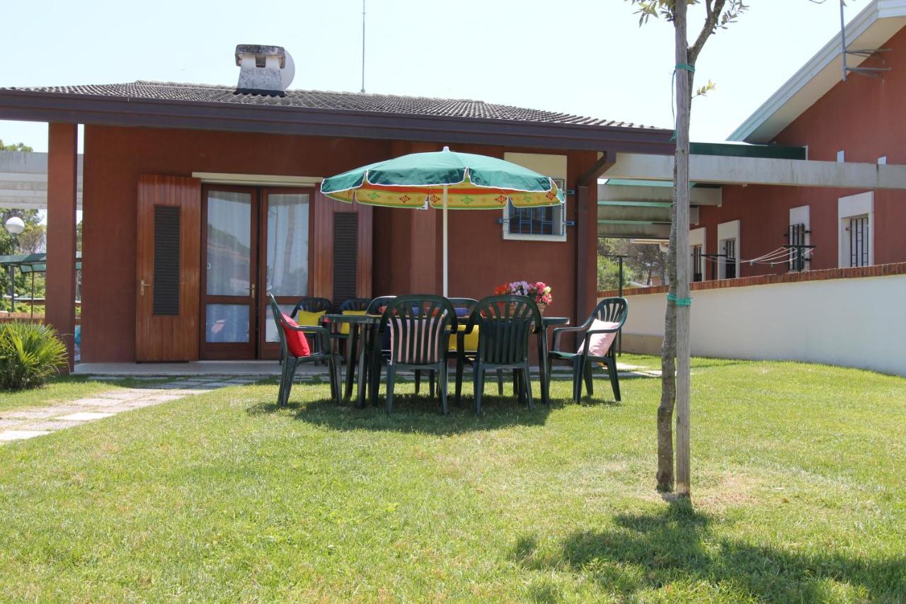 Villa Agavi Bibione Exterior foto